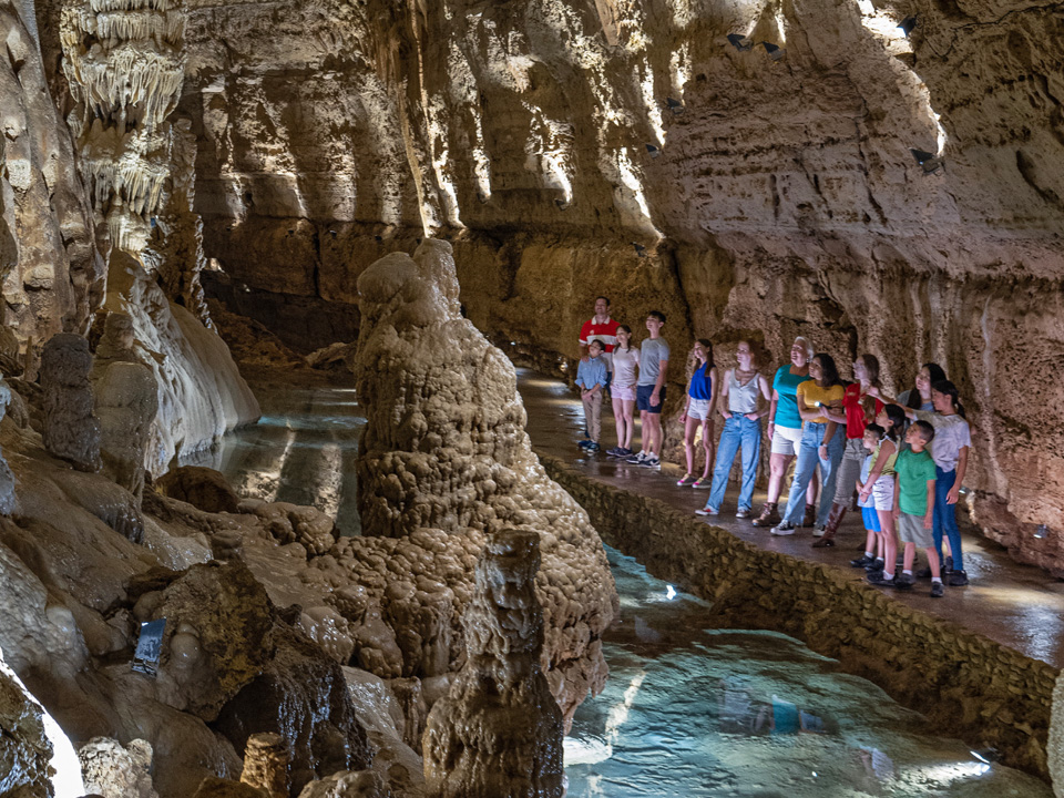 Natural Bridge Caverns